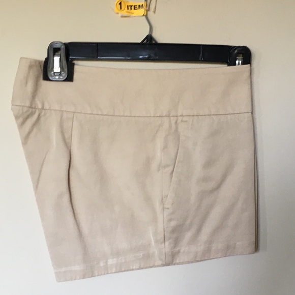 Hugo Boss 6 Shorts - Picture 2 of 6